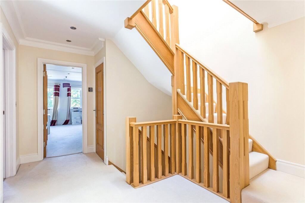 Additional image 8 of Roundwood Park, Harpenden, Hertfordshire, AL5