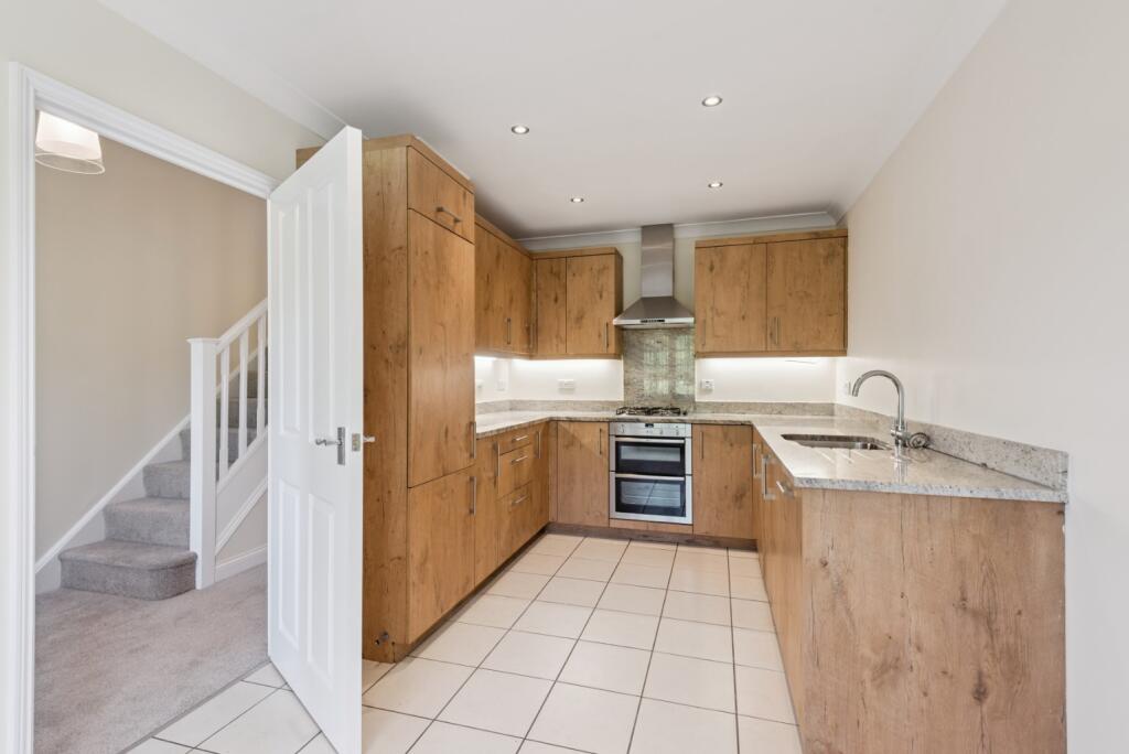 Additional image 2 of Parkway, Welwyn Garden City, Hertfordshire, AL8 6JD