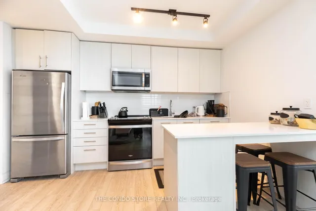 Additional image 11 of 286 MAIN St Unit 1408