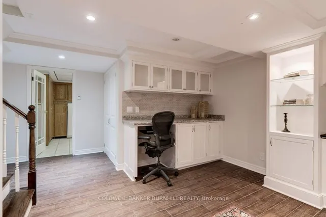 Additional image 39 of 800 Upper Paradise Rd Unit 15