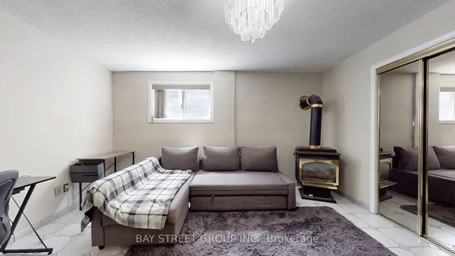 Additional image 30 of 119 Derrydown Rd