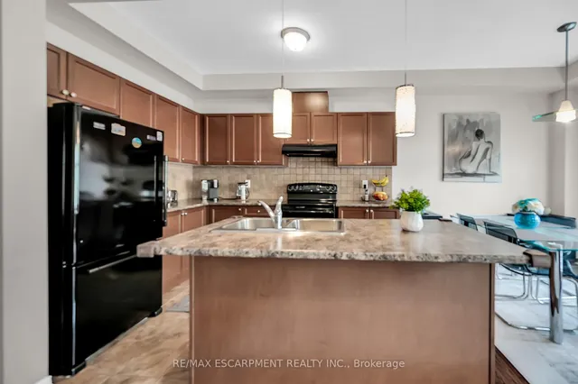 Additional image 15 of 121 Bankfield Cres