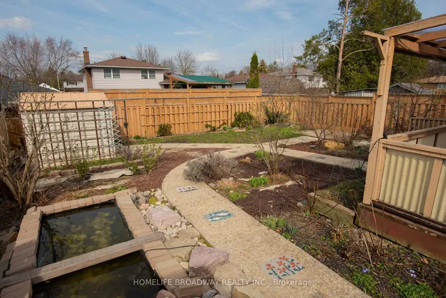 Additional image 4 of 126 Hazelglen Dr