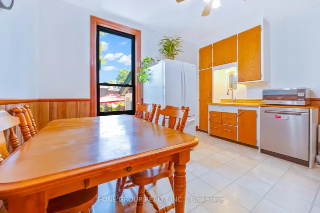 Additional image 14 of 221 Christie St