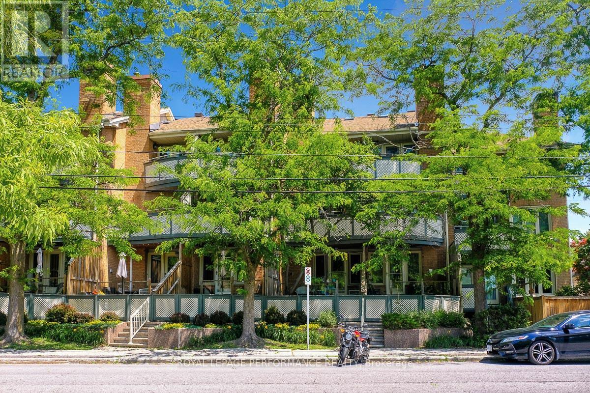 Property image for 14 - 2 COLUMBUS AVENUE|Ottawa, Ontario K1K1R3