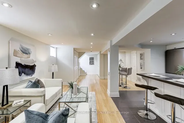 Additional image 28 of 63 DELWOOD Dr