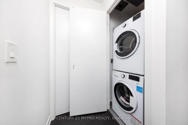Additional image 8 of 2020 Bathurst St Unit 617