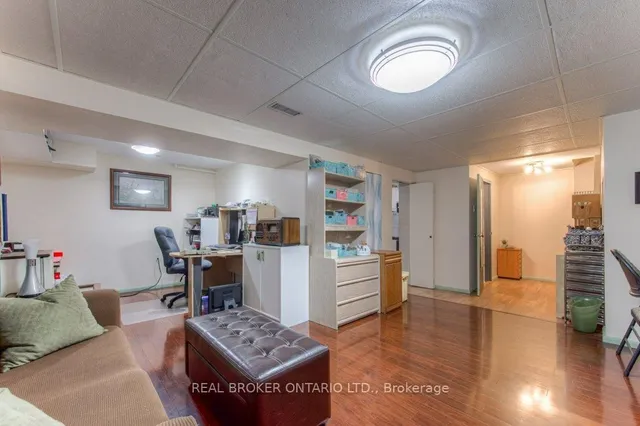 Additional image 30 of 889 Morley Ave