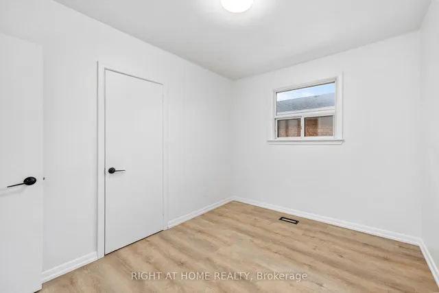 Additional image 18 of 53 Lawnside Dr