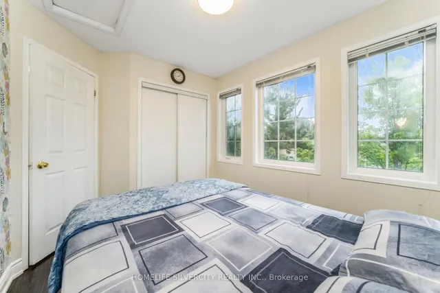 Additional image 38 of 91 Bernard Ave