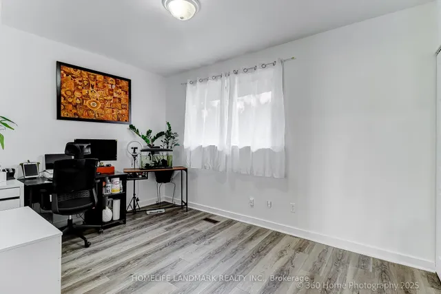 Additional image 14 of 38 Moorecroft Cres