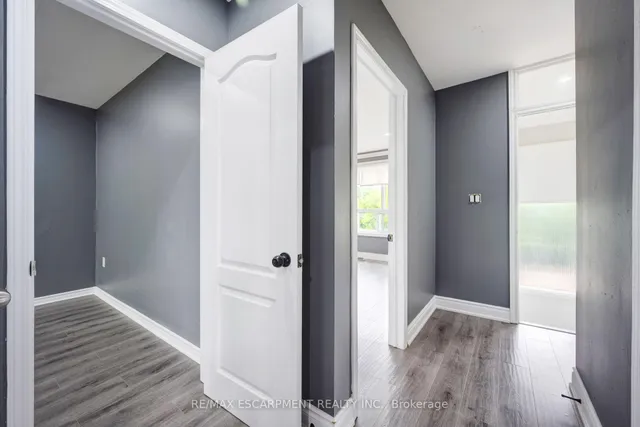 Additional image 28 of 61 Clarence St