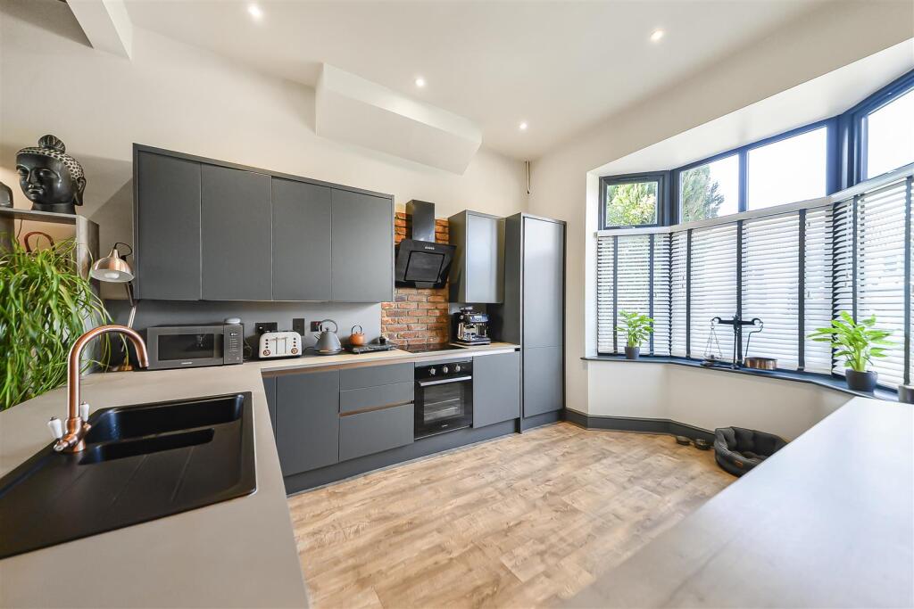 Additional image 8 of Vicarage Road, Kings Heath, Birmingham