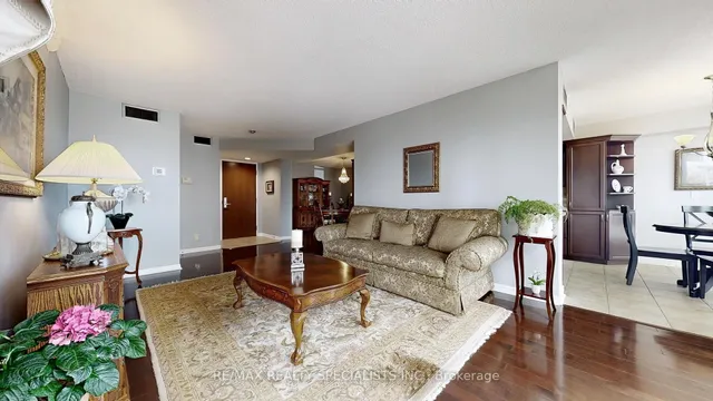 Additional image 7 of 45 Kingsbridge Garden Circ Unit 2008