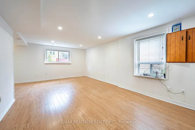 Additional image 5 of 28 Invergordon Ave