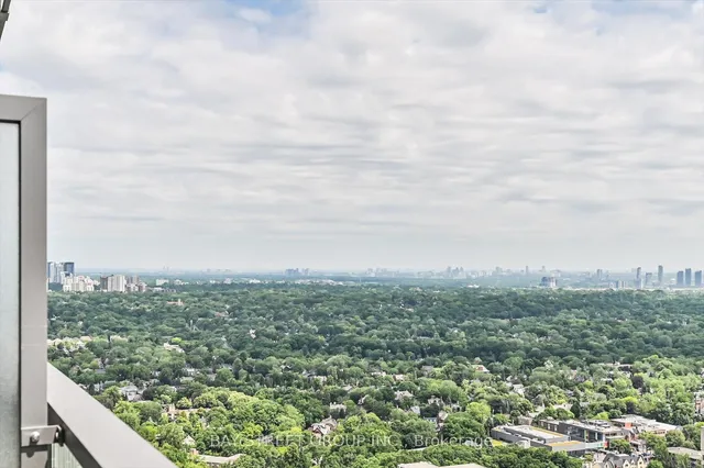 Additional image 21 of 50 Charles St Unit 4303