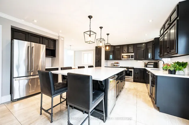 Additional image 8 of 37 Riviera Rdge