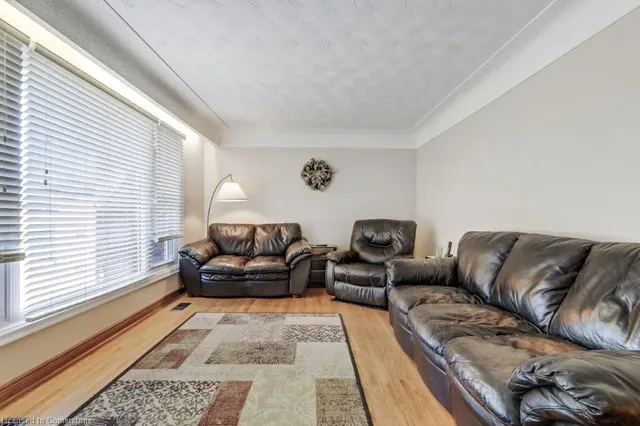 Additional image 14 of 31 Fern Pl