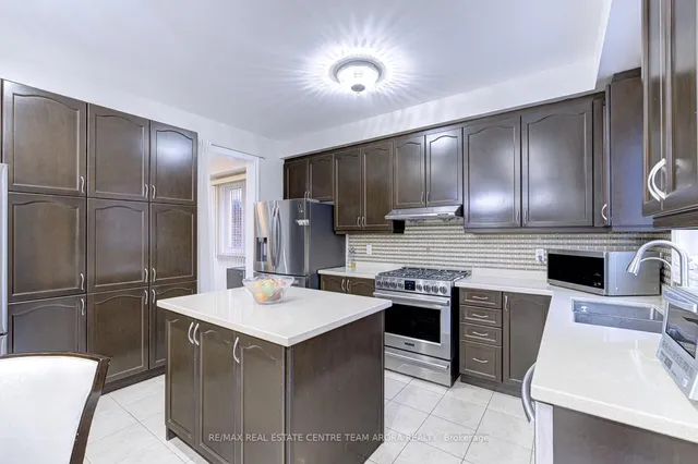 Additional image 18 of 8 Constance St