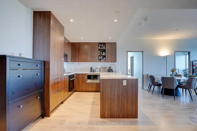 Additional image 7 of 85 Mcmahon Dr Unit 3502