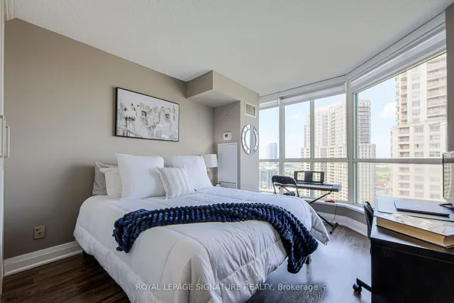 Additional image 31 of 55 Kingsbridge Garden Circ Unit 2111