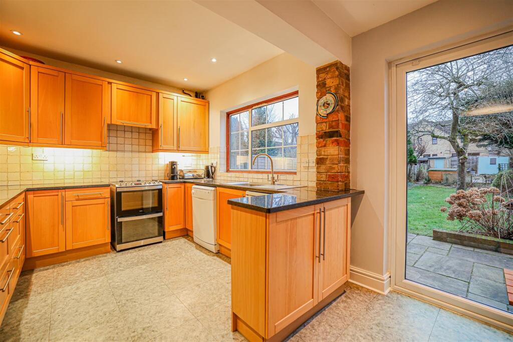 Additional image 55 of Luton Road, Harpenden, AL5