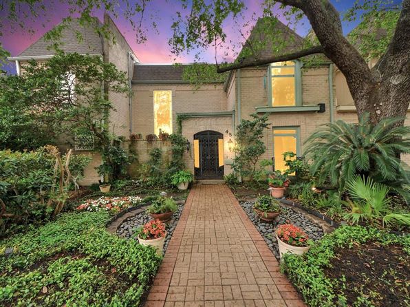 45 Bayou Pointe Dr, Houston, TX 77063