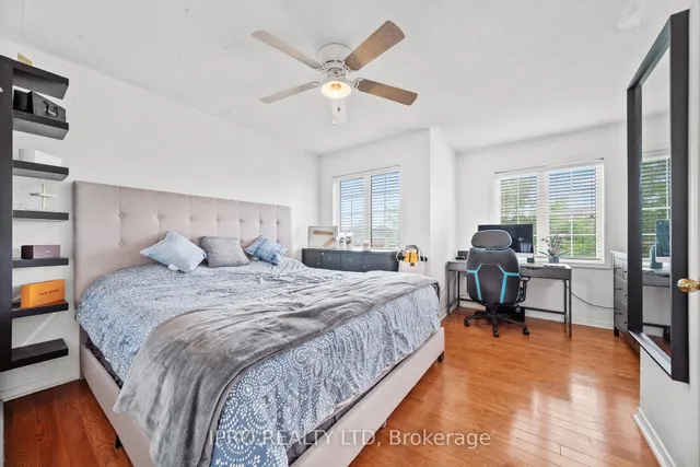 Additional image 20 of 14 Saddleback Sq