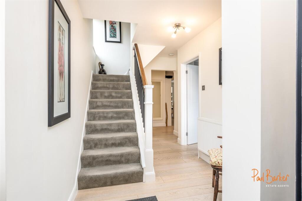 Additional image 9 of The Rise, Park Street, St. Albans