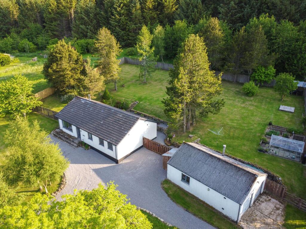 Additional image 39 of Cushnie, Alford, AB33