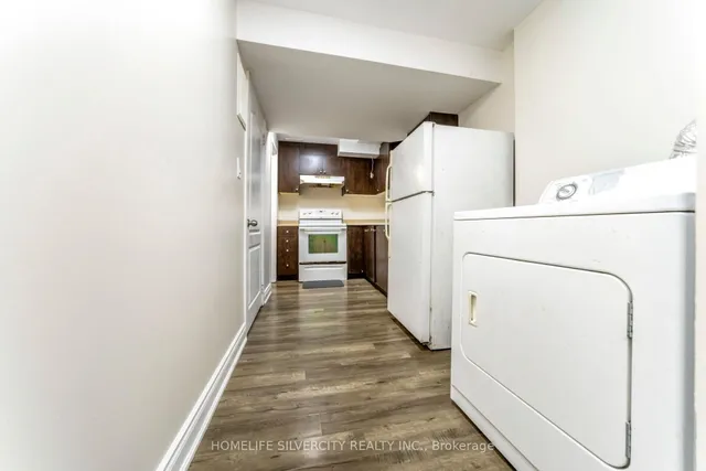 Additional image 45 of 91 Bernard Ave