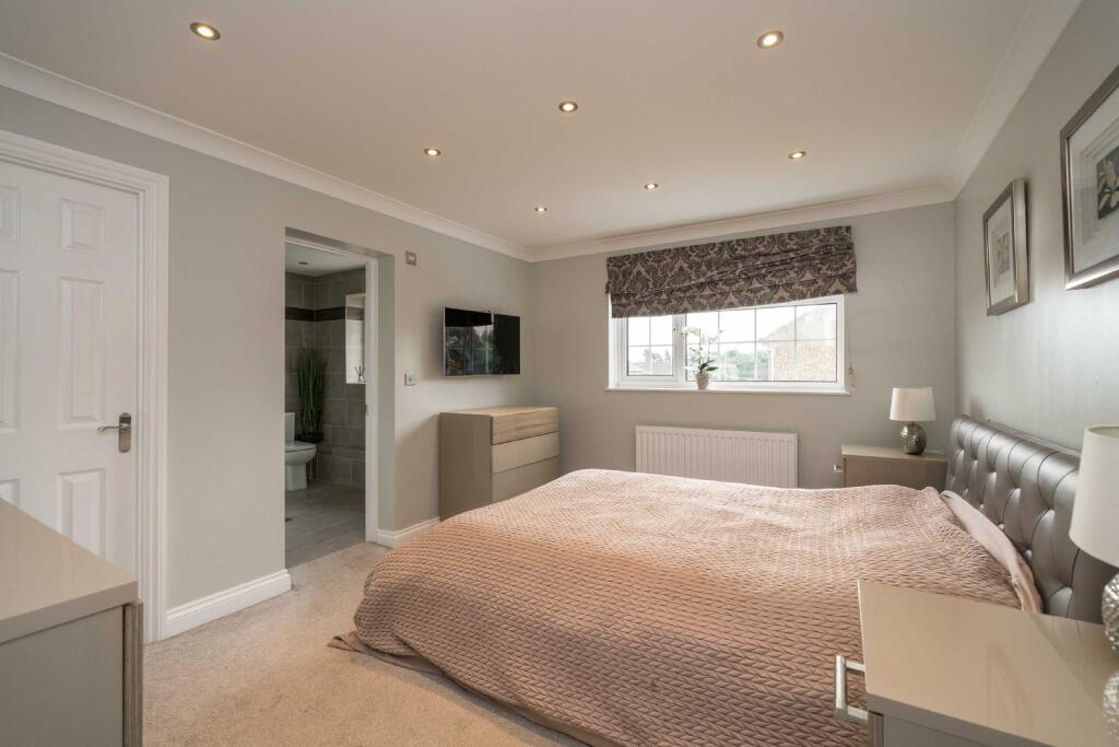 Additional image 6 of Aldwickbury Crescent, Harpenden, Hertfordshire, AL5