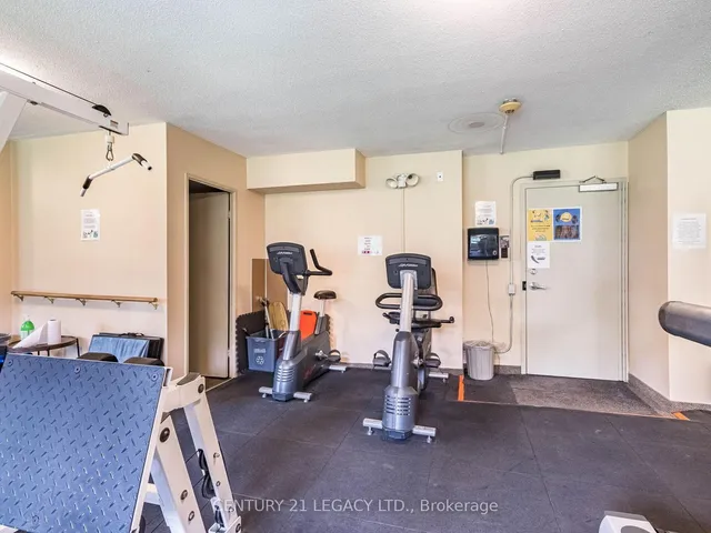 房产图片 36 - 多伦多西大道551号西区商场310单元