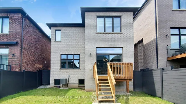 Additional image 35 of 1444 Varelas Passage