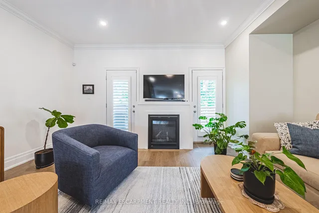 Additional image 13 of 111 Wilson St Unit 6