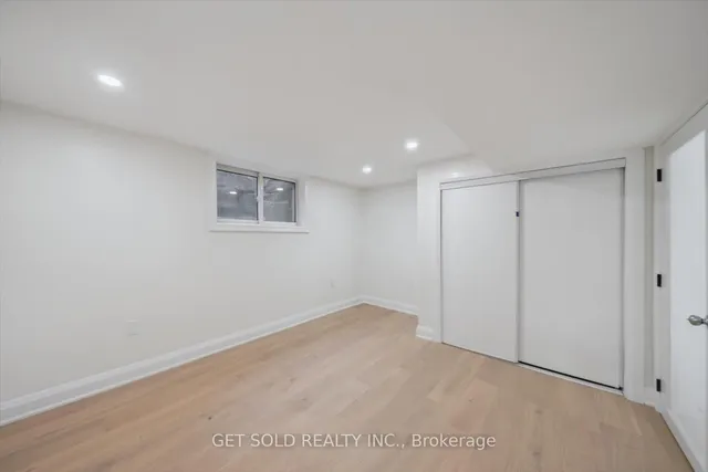 Additional image 27 of 521 Grand Blvd