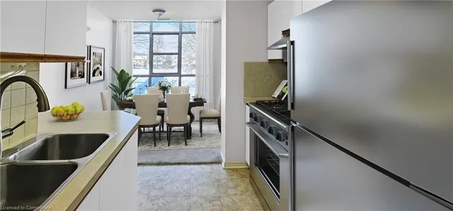 Additional image 10 of 19 Lake Ave Unit 102