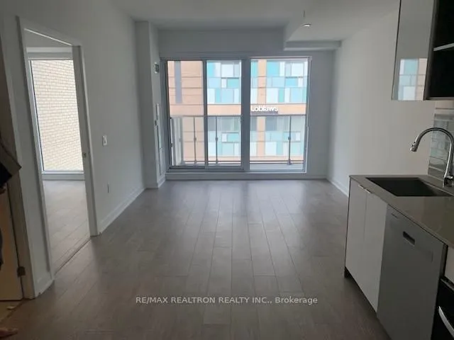 Additional image 6 of 543 Richmond St Unit 402