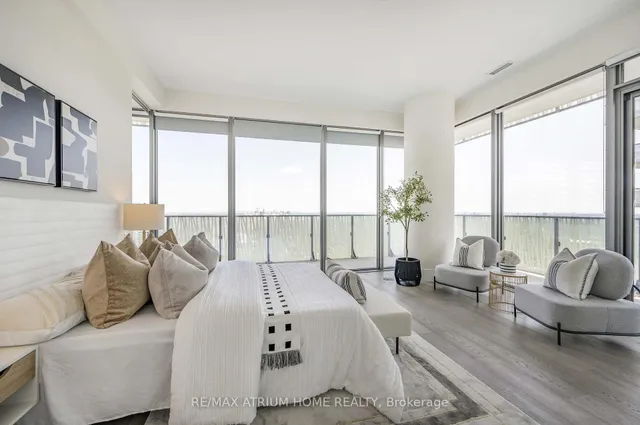 Additional image 33 of 42 Charles St Unit PH 5305