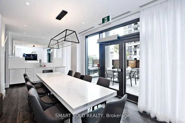 Additional image 4 of 10 De Boers Dr Unit 302