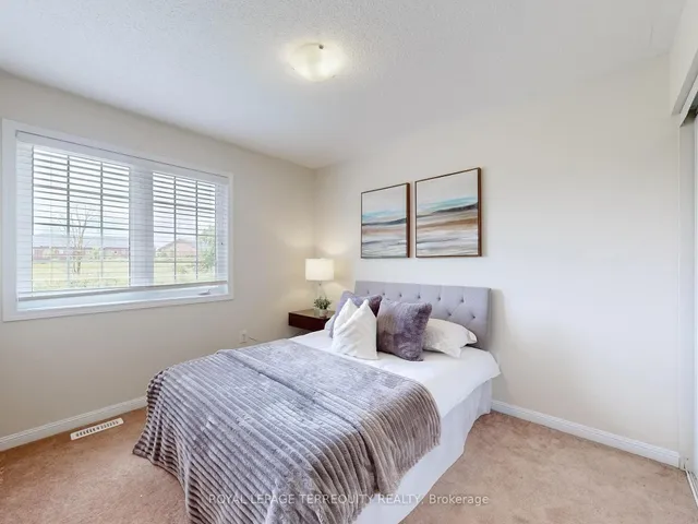 Additional image 22 of 879 Brassard Circ