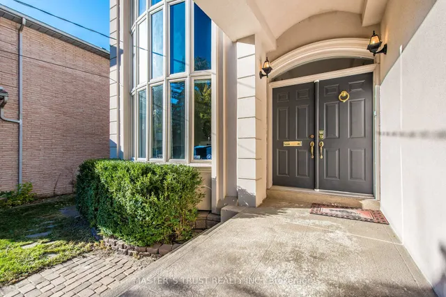 Additional image 3 of 242 Empress Ave