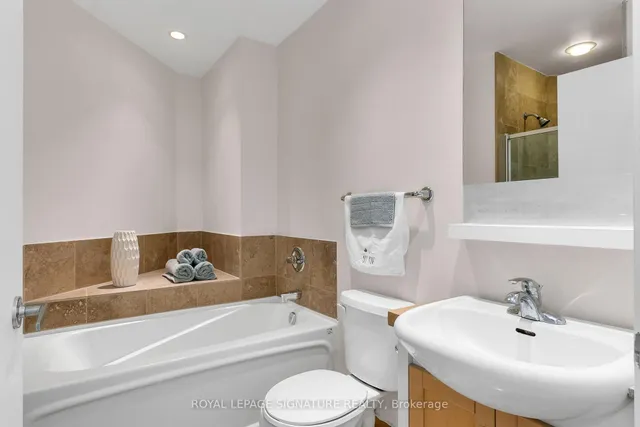 Additional image 21 of 208 Queens Quay Unit 3107