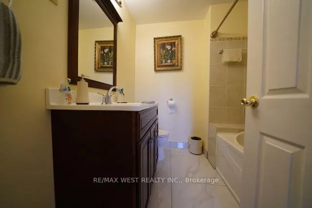 Additional image 5 of 22 Rabton Crt