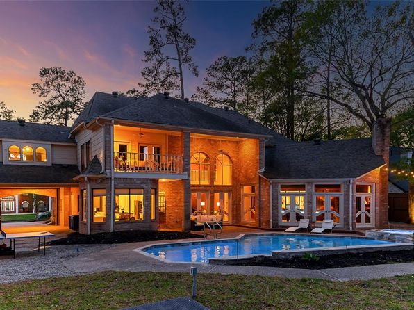 14022 Champions Hamlet Ct, Houston, TX 77069