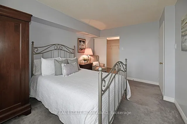 Additional image 18 of 4 Park Vista Dr Unit 1208