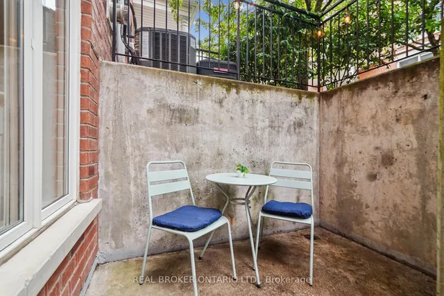 Additional image 4 of 18 Laidlaw St Unit 1016