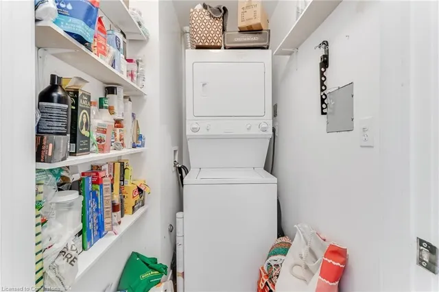 Additional image 22 of 410 King St Unit 413