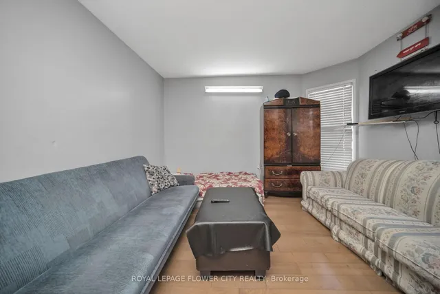 Additional image 16 of 33 Fiddleneck Cres