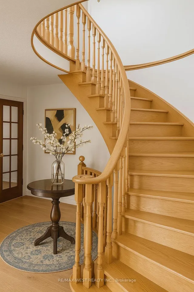 Additional image 14 of 4256 Petersburg Cres